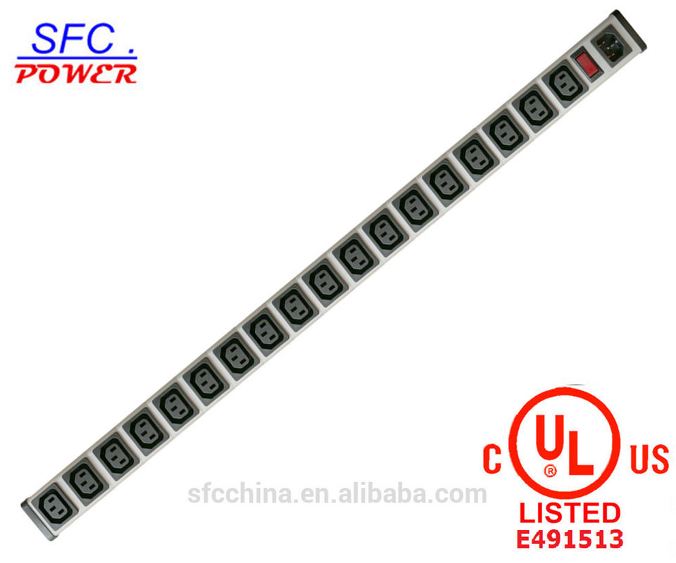 IEC 60320 C13 C14 PDU POWER STRIP Smart 18 Outlet Power Bar For Network Cabinet , Multiple Electrical Outlets