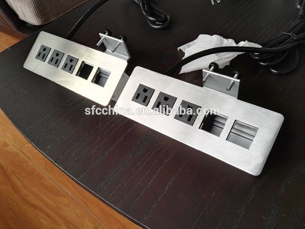 Edge Mount Power / Data Distribution Unit 3 Outlets & 2 USB Ports smart charger